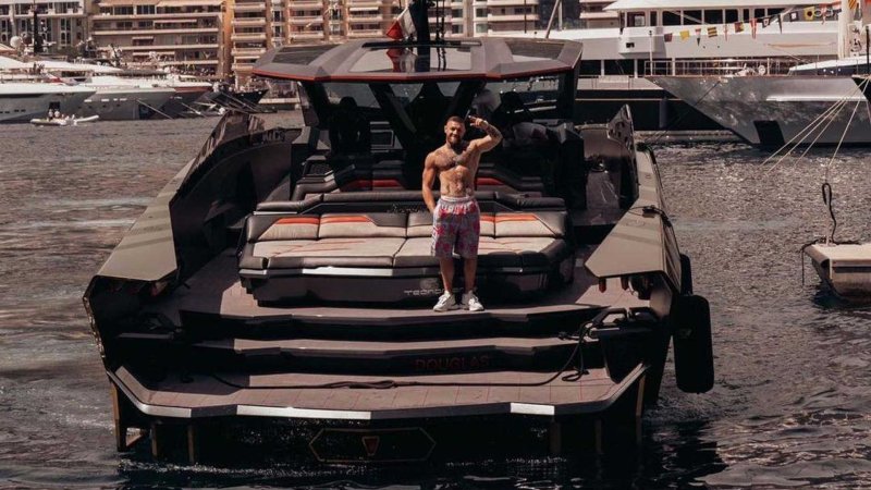 Яхта Lamborghini Конора МАКГРЕГОРА