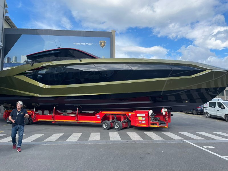 Яхта Lamborghini Конора МАКГРЕГОРА