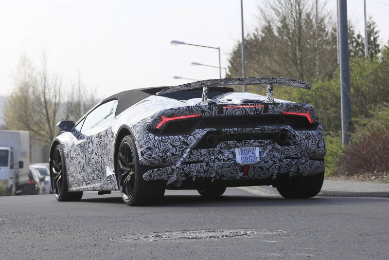 Шпионские снимки Lamborghini