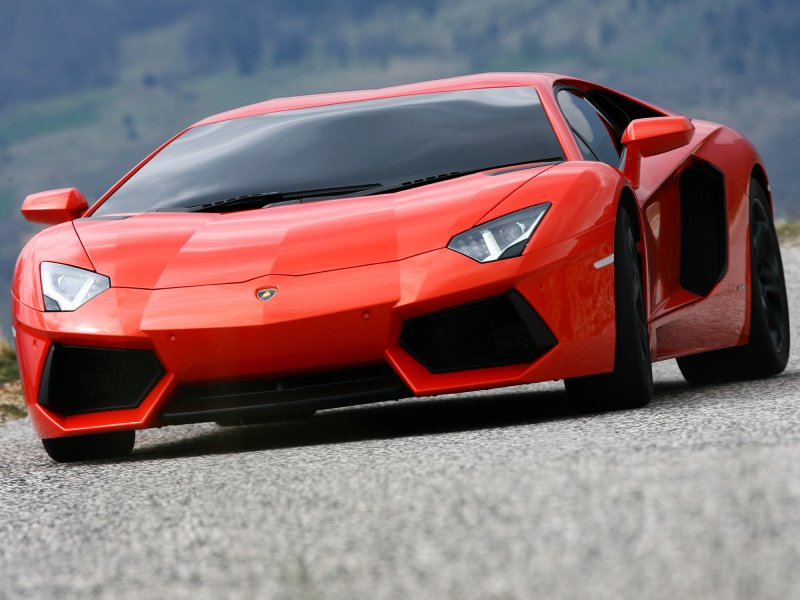 Lamborghini Aventador lp700-4