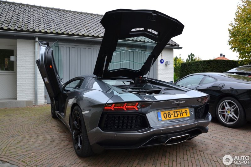 Флешка autodrive Lamborghini Aventador lp700-4 4gb