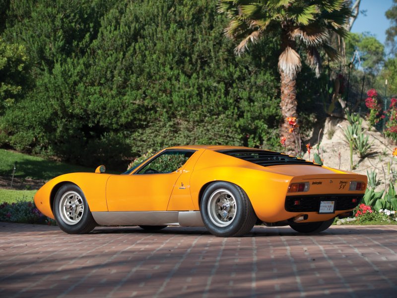 Lamborghini Miura p400