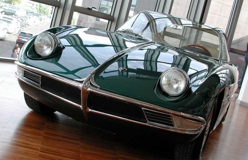 Прототип автомобиля Lamborghini 350 GTV
