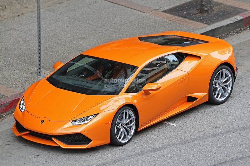 Оранжевый Lamborghini Хуракан
