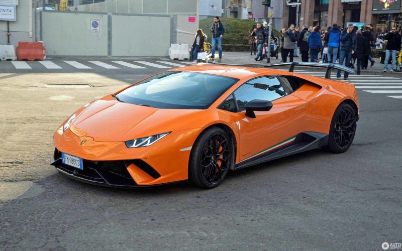 Lamborghini Huracan Performance 2020 оранжевый