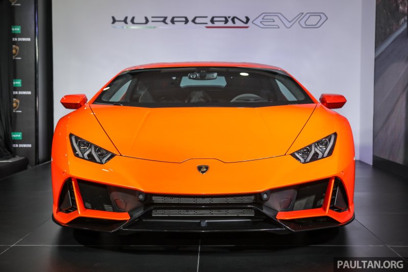 Lamborghini Huracan 2020 оранжевый