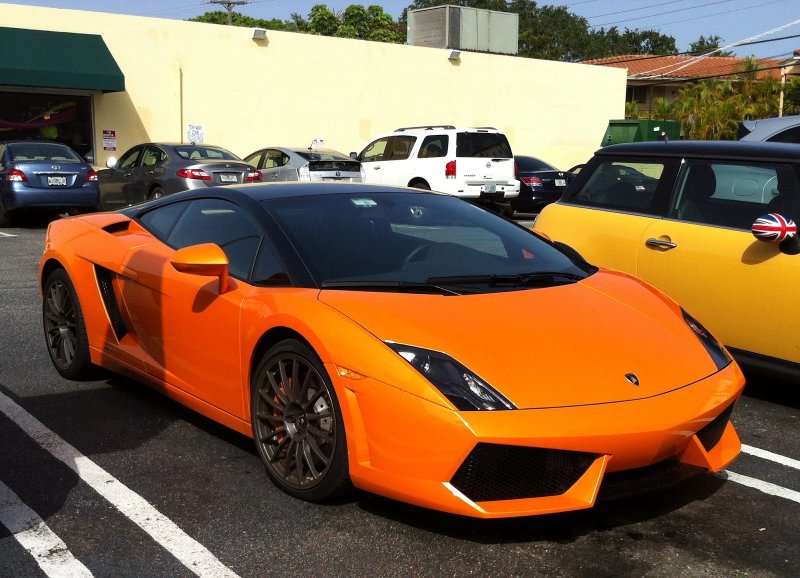 Lamborghini Gallardo оранжевая