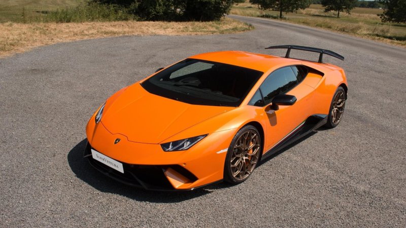 Lamborghini Huracan 2020 оранжевый