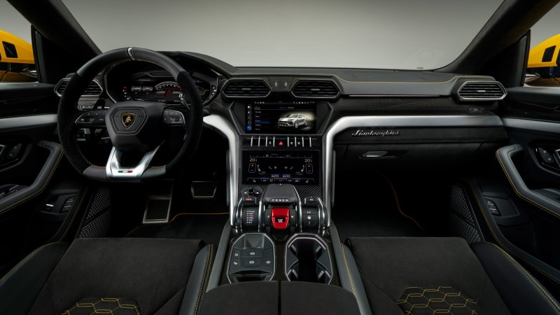 Lamborghini Urus 2019 салон
