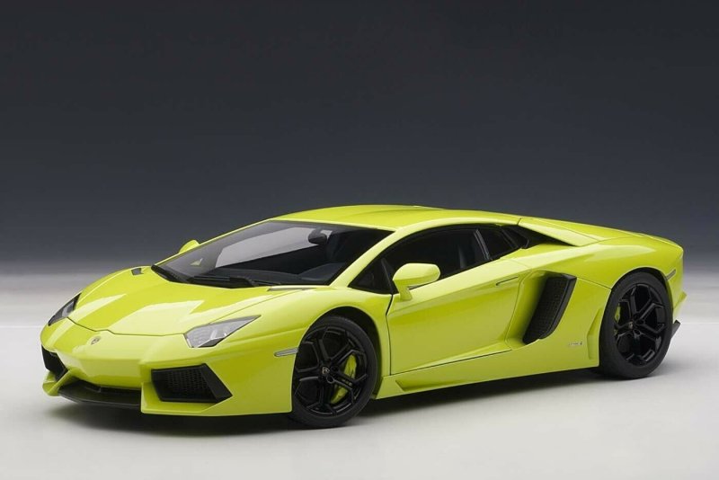 Lamborghini Aventador lp700-4 модель