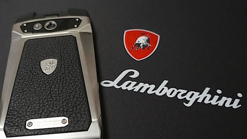 Смартфон Tonino Lamborghini Antares