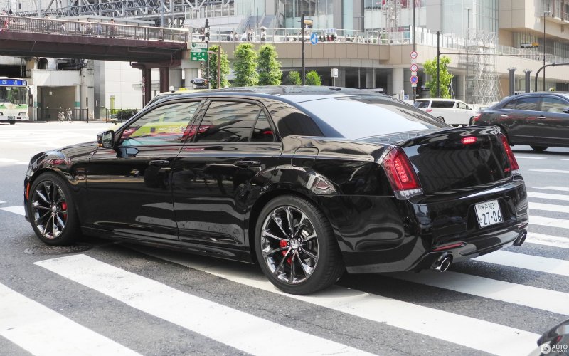 Chrysler 300c srt8