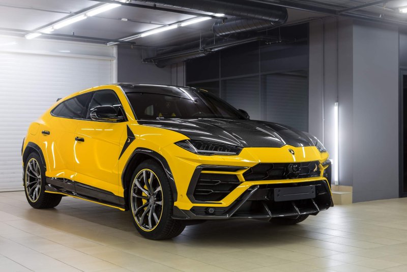 Lamborghini Urus 2019 желтый