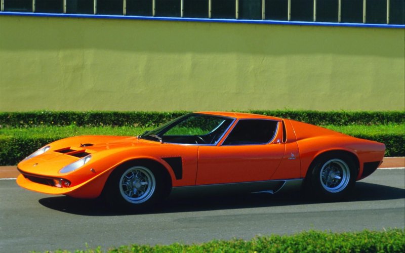 Lamborghini Miura SVJ