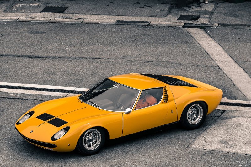 Lamborghini Miura спорткар