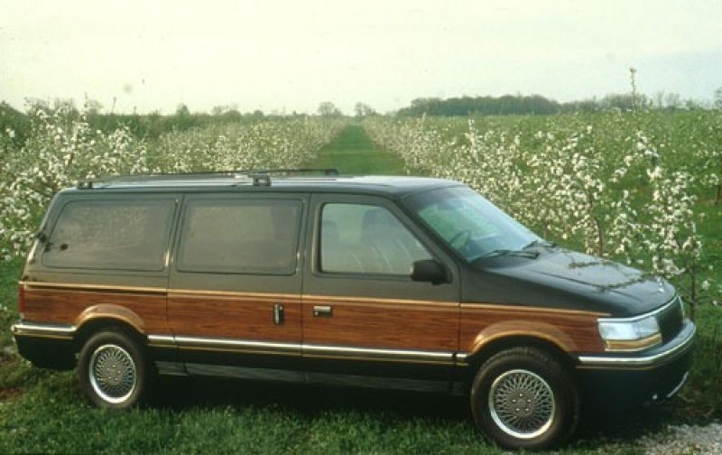 Chrysler Town Country 1990