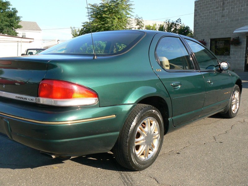 Chrysler Cirrus 1998