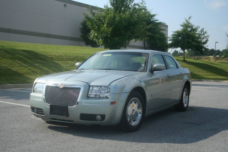 Chrysler 300 2005