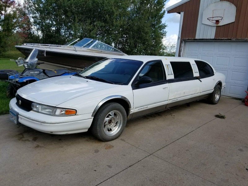 Chrysler LHS Limousine