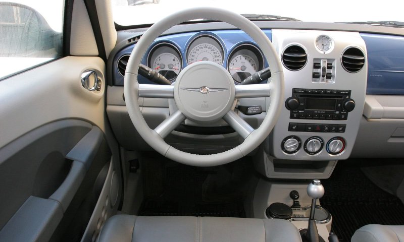 Chrysler pt Cruiser 2003 салон
