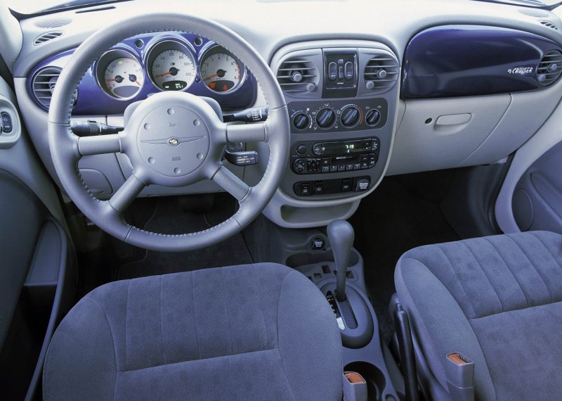 Chrysler pt Cruiser 2001 Interior