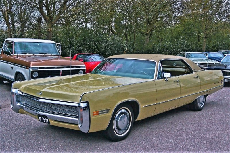 Chrysler Imperial LEBARON