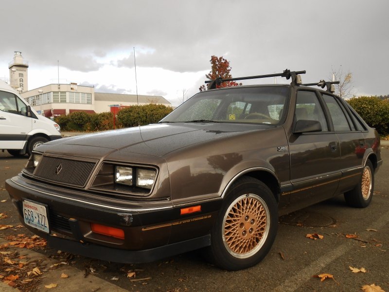 Chrysler LEBARON, 1989