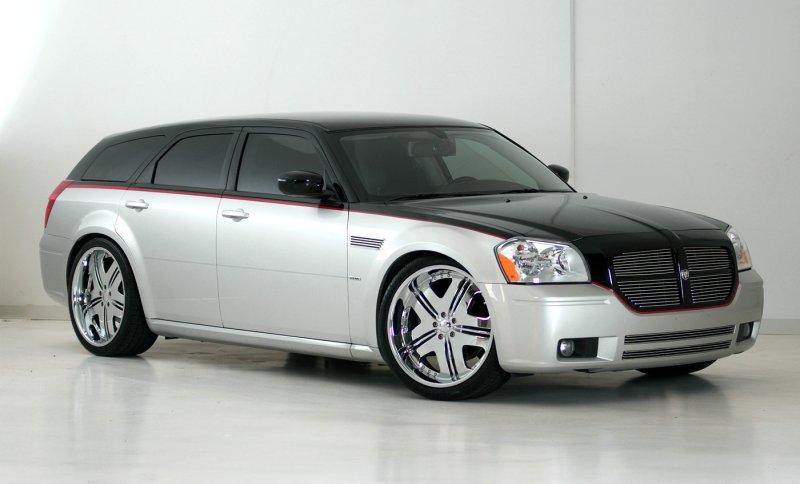 Dodge Magnum 2