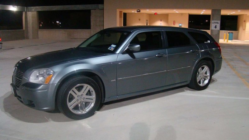 Dodge Magnum 2006