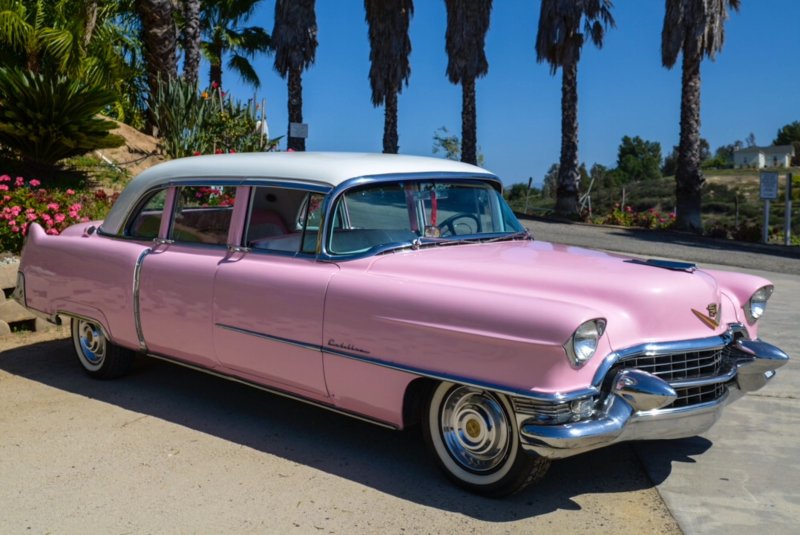 Cadillac 1955 Pink