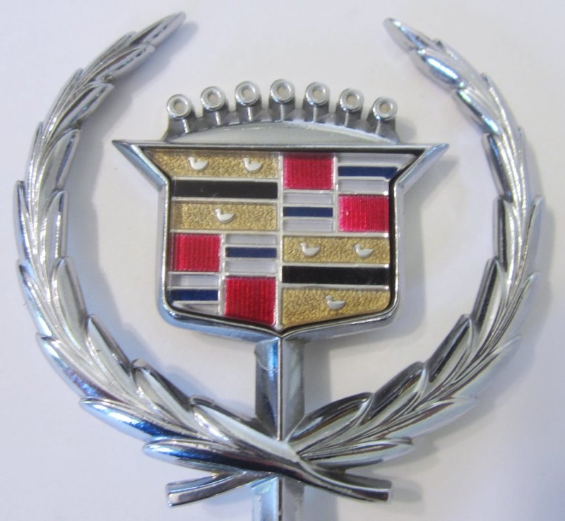 Логотип Кадиллак старый