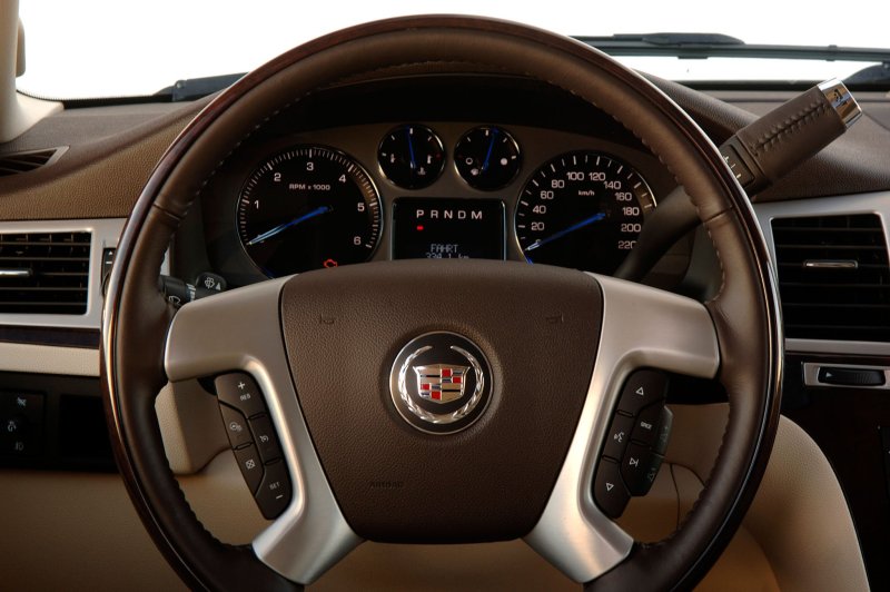 Cadillac Escalade 2006 салон