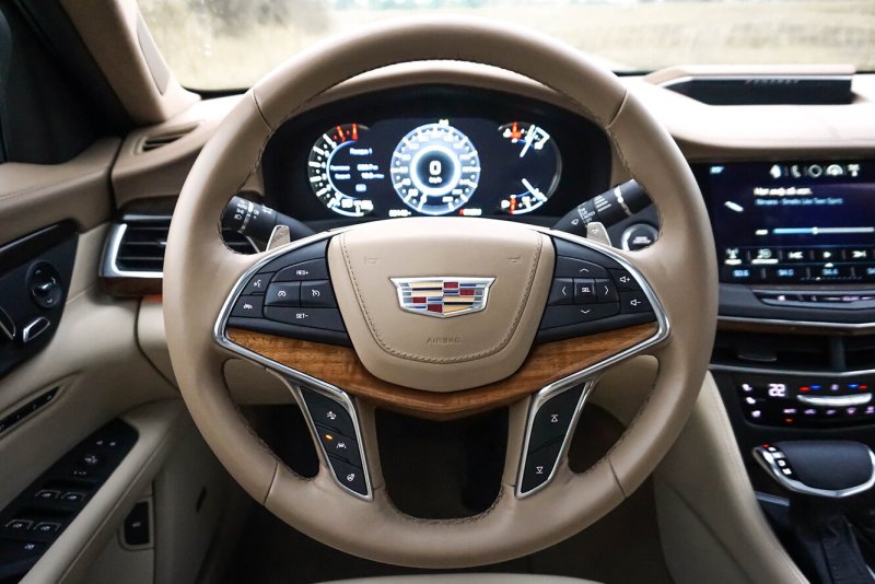 Cadillac Escalade 2020 руль
