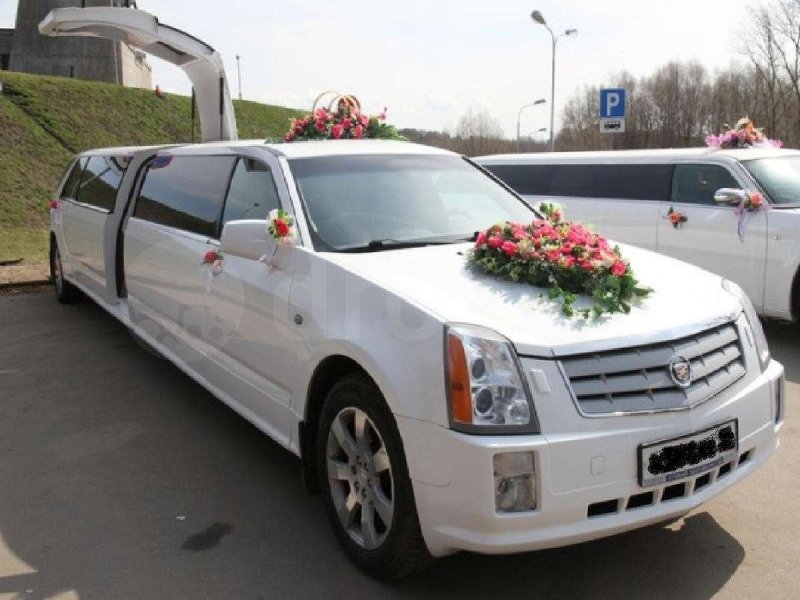 Cadillac SRX лимузин
