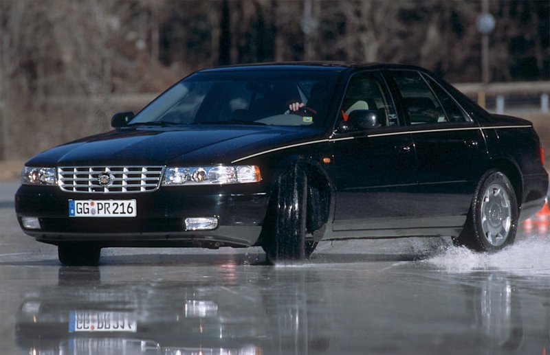 Cadillac Seville STS (1998–2001)