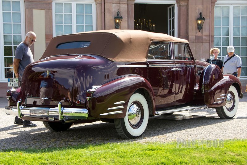 Cadillac Series 75 Imperial sedan