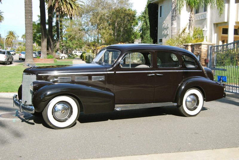 Cadillac 1938 v8