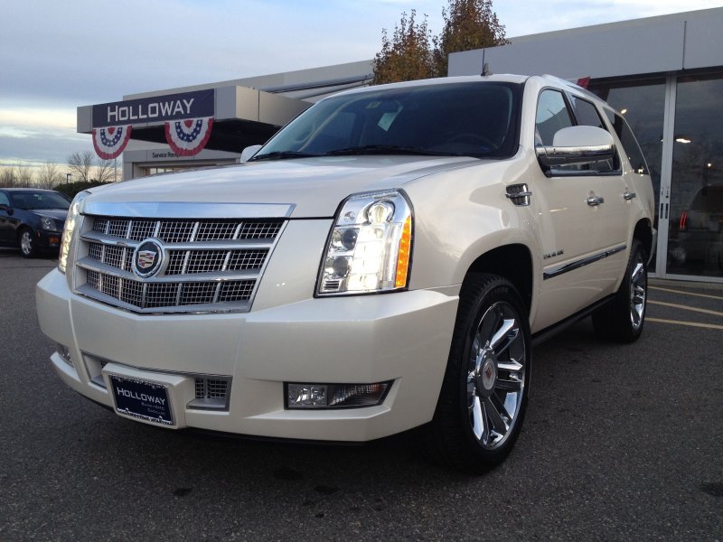Cadillac Escalade 2013 White