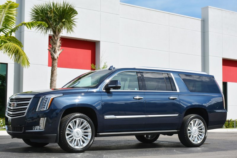 Cadillac Escalade ESV