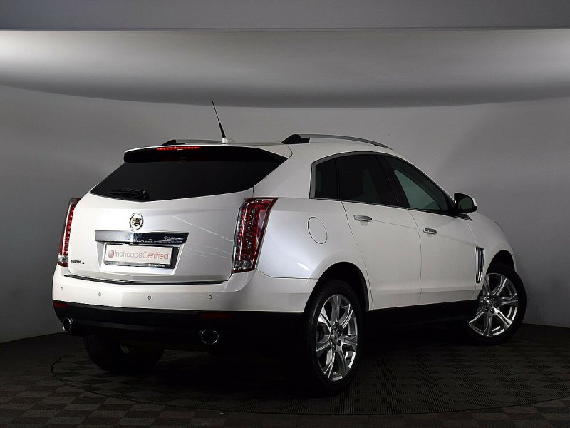 Cadillac SRX 2