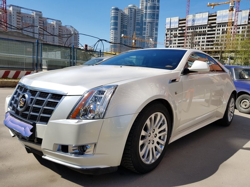 Cadillac CTS 2 белый