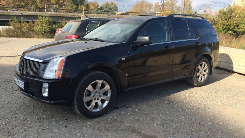 Cadillac SRX 1