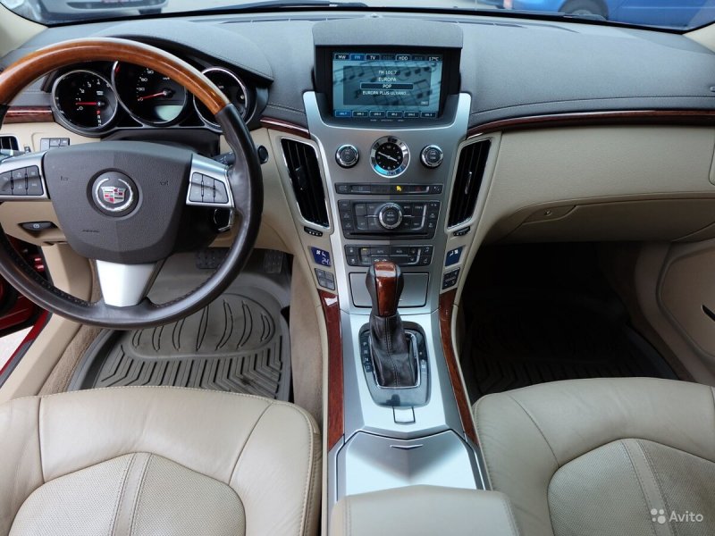 Cadillac CTS 2009 салон