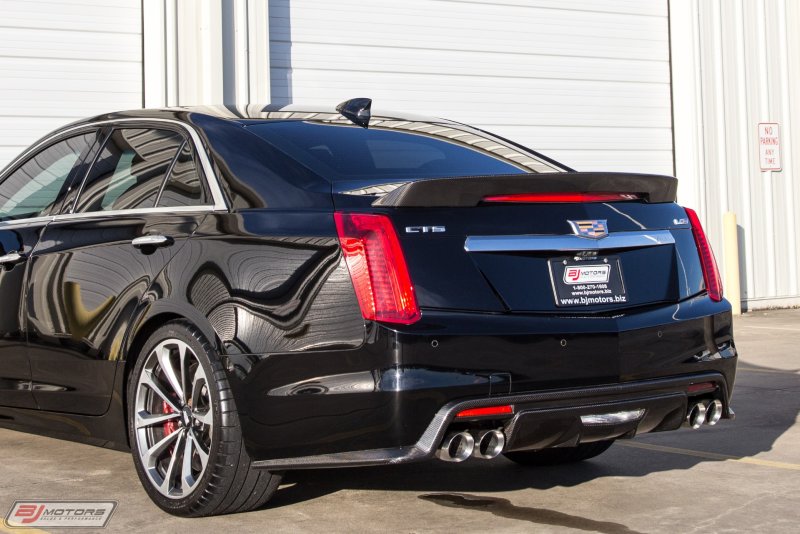 Cadillac CTS V 16