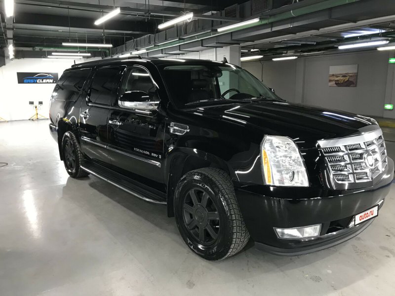 Cadillac Escalade ESV 3 поколение