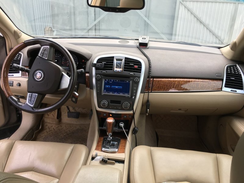 Кадиллак SRX 2008