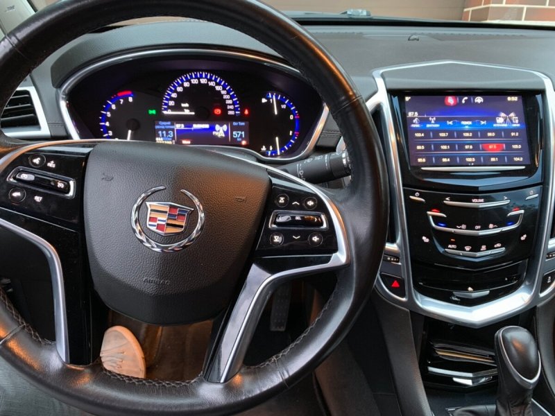 Cadillac SRX 2 салон