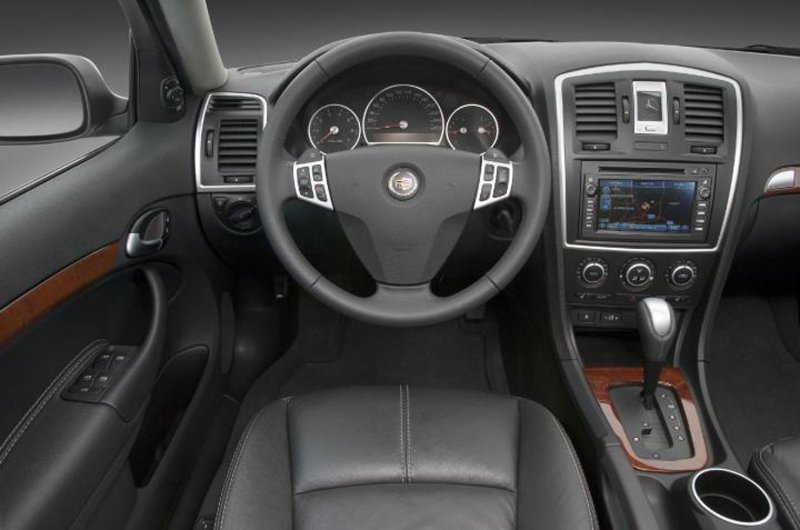 Cadillac BLS 2008 салон