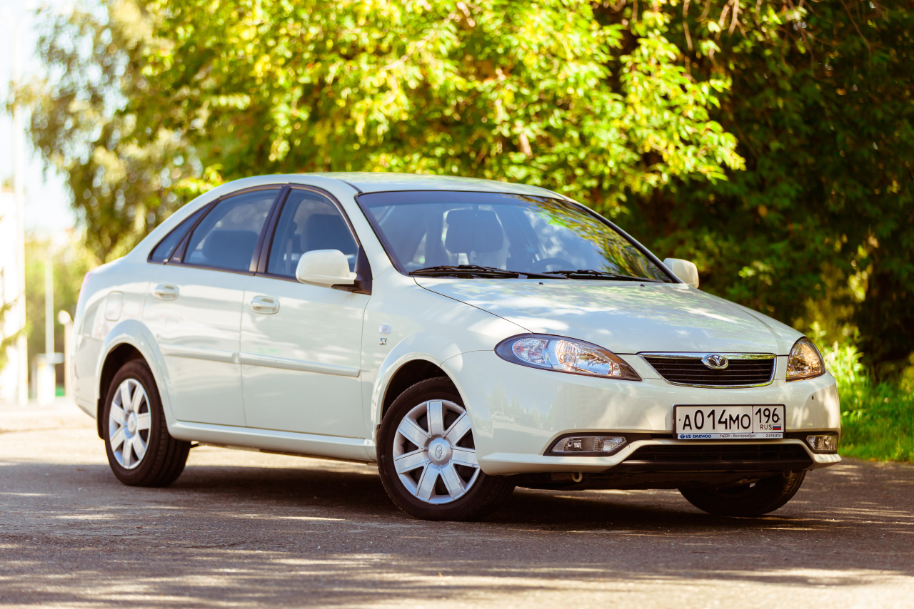 Lacetti Daewoo Gentra чёрная