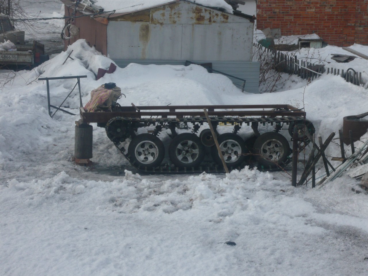 Гусеничный вездеход на базе ВАЗ 2109